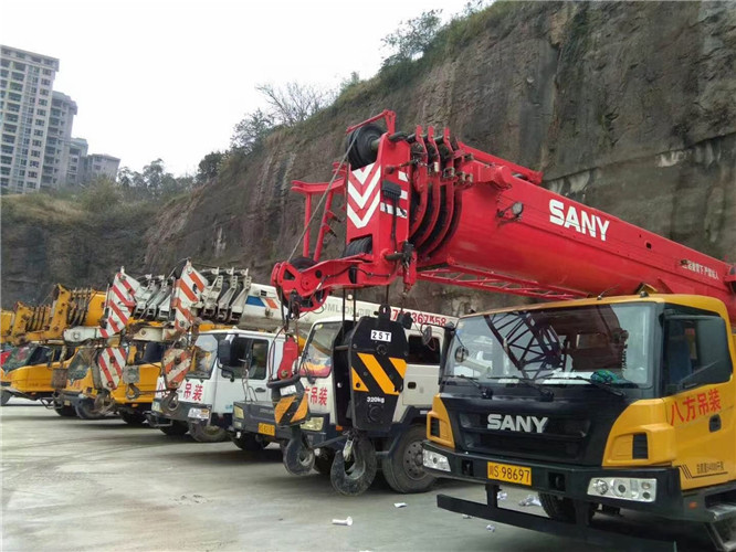 张掖市吊车出租按什么计费？台班费、单次费、里程费怎么算？